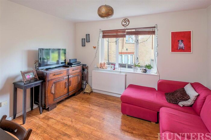 1 Bedroom Maisonette To Rent In Tynemouth Road, London, N15