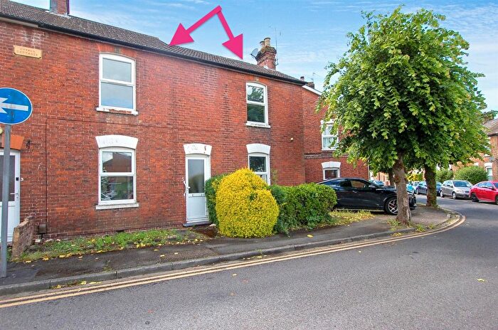 2 Bedroom End Of Terrace House For Sale In Danvers Road, Tonbridge, TN9