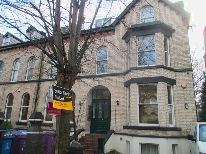 2 Bedroom Apartment To Rent In Apt, Ivanhoe Road, L17