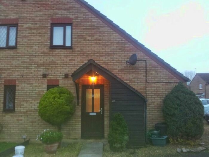 1 Bedroom Property To Rent In Merlin Close, Penarth, CF64