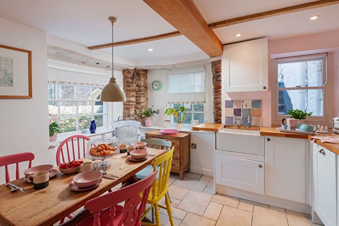 3 Bedroom Property For Sale In The Pink House, Church Close, Dartmouth, TQ6