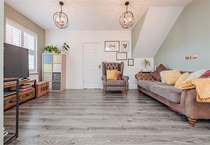 3 Bedroom Semi-Detached House For Sale In Horley Row, Horley, Surrey, RH6