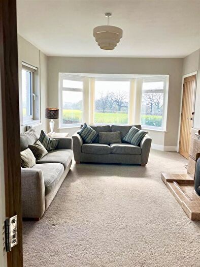 4 Bedroom Bungalow To Rent In Whitehill, Cresselly, Kilgetty, SA68