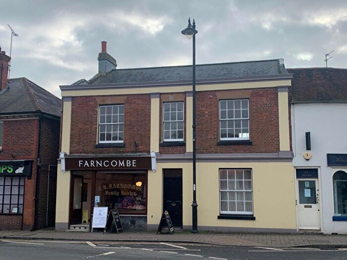 2 Bedroom Flat To Rent In - West Street, Storrington, RH20