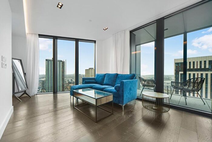 2 Bedroom Apartment To Rent In Amory Tower, Marsh Wall, E14