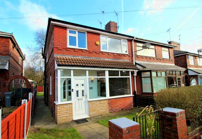 3 Bedroom Semi-Detached House To Rent In Arbory Avenue, Manchester, M40