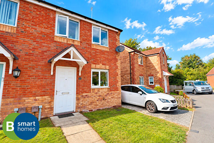 3 Bedroom Semi-Detached House For Sale In Sanderson Way, Swinton, S64