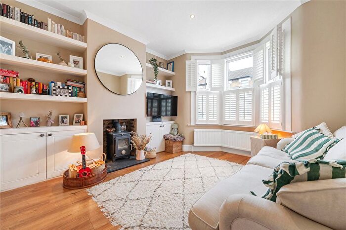 4 Bedroom Terraced House For Sale In Landells Road, East Dulwich, London, SE22