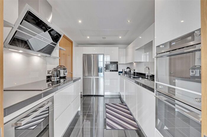 3 Bedroom Flat To Rent In Melrose Apartments, Winchester Road, NW3