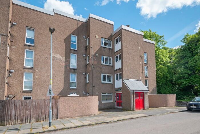 2 Bedroom Flat For Sale In Ivanhoe Road, Cumbernauld, G67