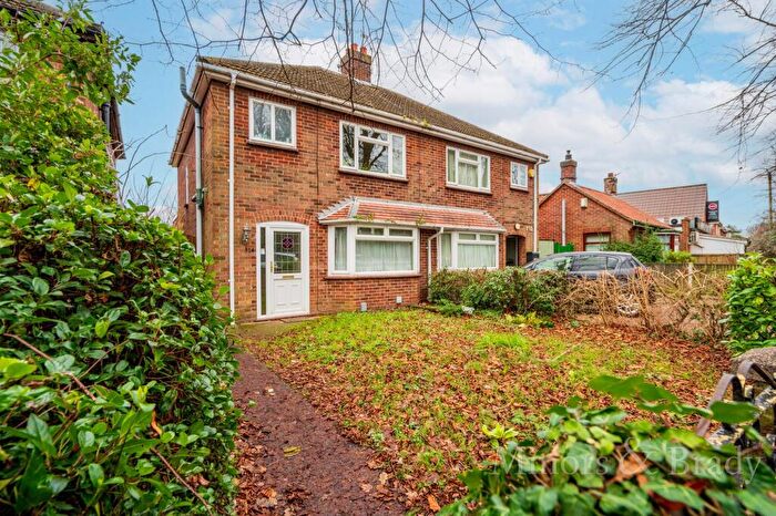 4 Bedroom Semi Detached House To Rent In Bowthorpe Road, Norwich, NR5