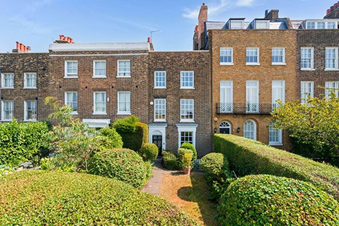 4 Bedroom Flat To Rent In Montpelier Row, London, SE3