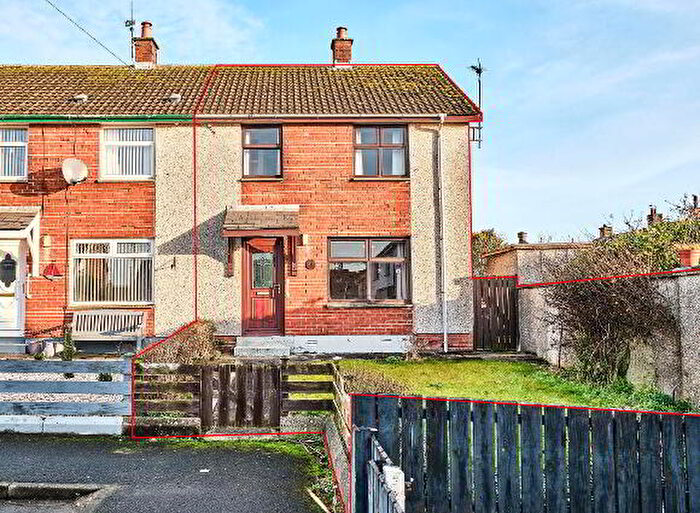 3 Bedroom End Of Terrace House For Sale In Parklea, Portstewart, BT55