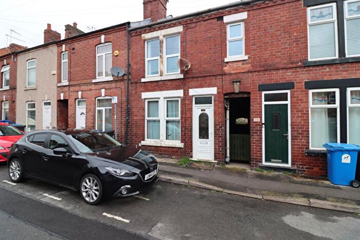 2 Bedroom House For Sale In Hardwick Street, Chesterfield, S41