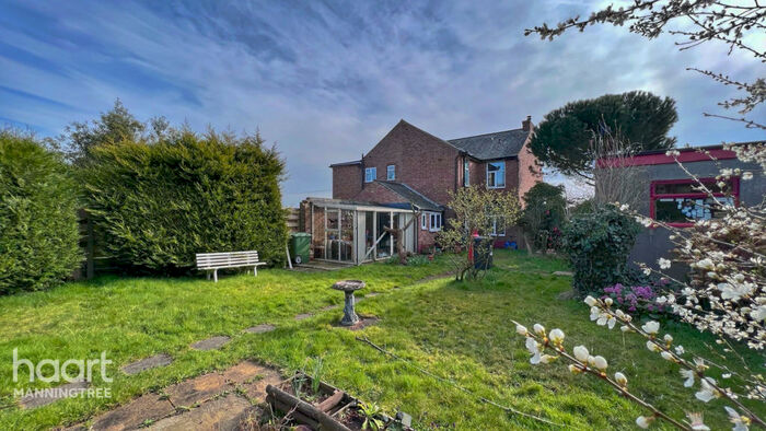3 Bedroom Semi-Detached House For Sale In Ipswich Road, Brantham, Manningtree, Essex, CO11