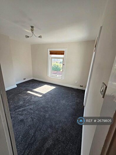 2 Bedroom Flat To Rent In Meyrick Road, Stafford, ST17