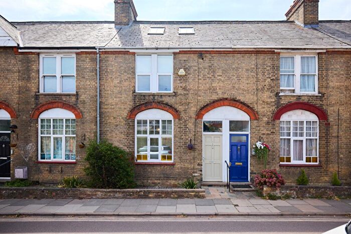 3 Bedroom End Of Terrace House For Sale In Haymarket Road, Cambridge, CB3