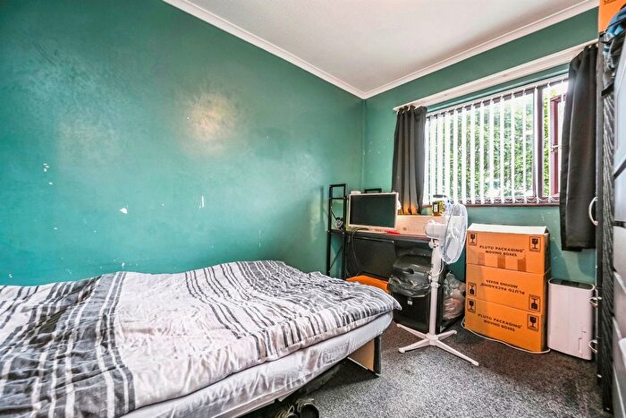 3 Bedroom Terraced House For Sale In Grosvenor Road, Wavertree, Liverpool, L15