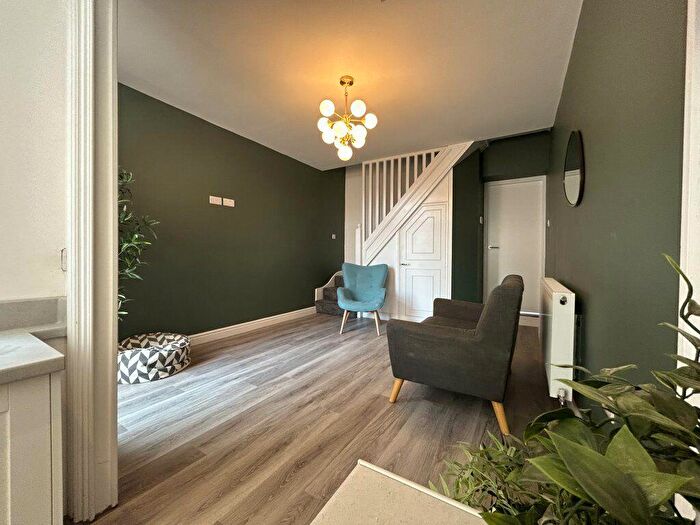 4 Bedroom House To Rent In Milner Road, B29