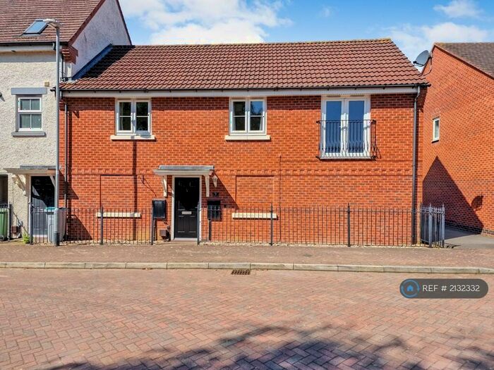 2 Bedroom Maisonette To Rent In Apple Avenue, Fernwood, Newark, NG24