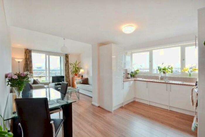 2 Bedroom Apartment To Rent In Rushcutters Court, Boat Lifter Way, SE16