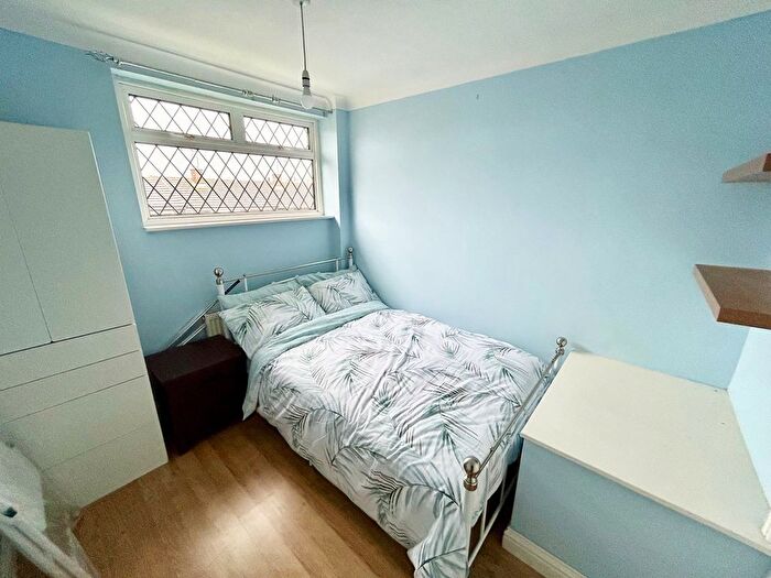 1 Bedroom Property To Rent In Trindehay, Basildon, SS15