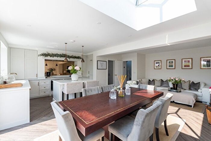 3 Bedroom Semi Detached House For Sale In Kingsway, West Wickham, Kent, BR4