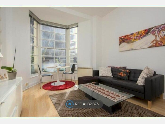 1 Bedroom Flat To Rent In Cliff Court, London NW1