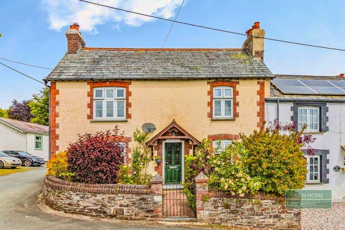 3 Bedroom Semi-Detached House For Sale In Boyton, Launceston, PL15