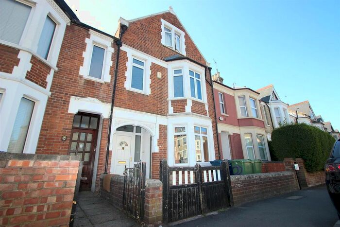 8 Bedroom Property To Rent In Divinity Road, Oxford, OX4