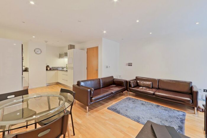 1 Bedroom Flat To Rent In Millharbour, London, E14