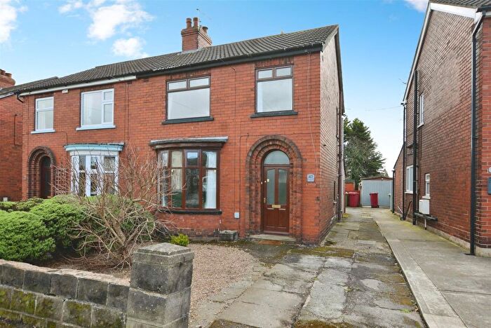 3 Bedroom Semi Detached House For Sale In Bushfield Road, Scunthorpe, DN16