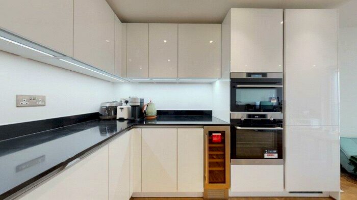 1 Bedroom Apartment To Rent In New Union Square, Nine Elms, SW11