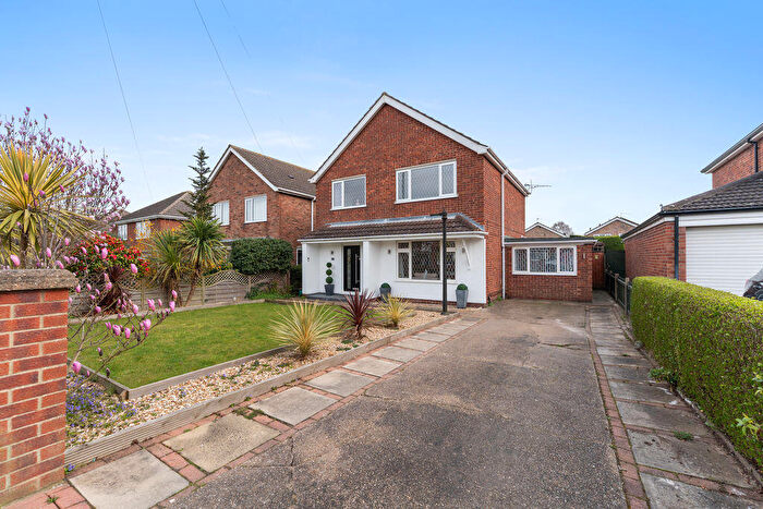 3 Bedroom Detached House For Sale In Wybers Way, Wybers, Grimsby, DN37