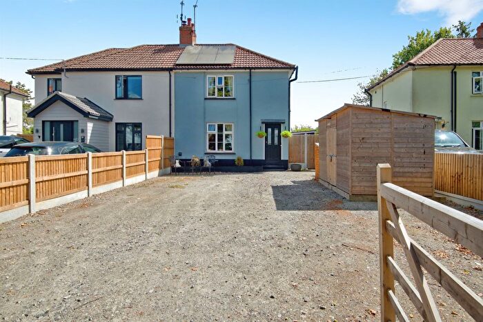 3 Bedroom Semi-Detached House For Sale In Gravel Pit Lane, Brantham, Manningtree, CO11