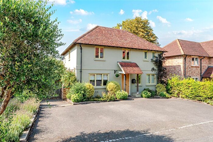 4 Bedroom Detached House For Sale In Station Road, Chilbolton, Stockbridge, Hampshire, SO20