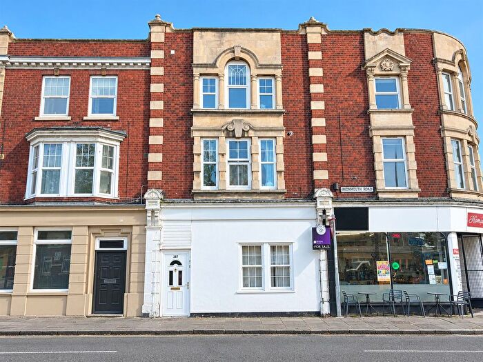 2 Bedroom Flat For Sale In Avonmouth Road, Avonmouth, Bristol, BS11