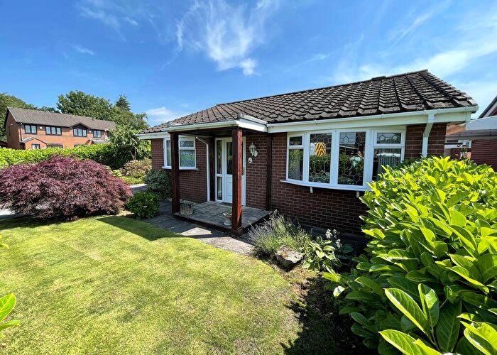 4 Bedroom Detached Bungalow For Sale In Derwent Drive, Biddulph, ST8