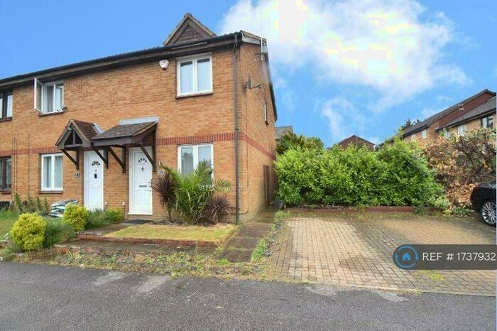 2 Bedroom Terraced House To Rent In Gilderdale, Luton, LU4