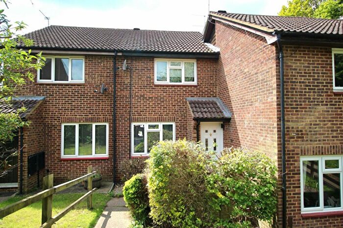2 Bedroom Terraced House To Rent In Speedwell Close, Guildford, GU4