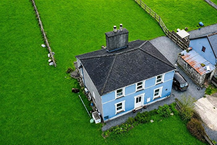 4 Bedroom Property For Sale In Rhosygarth, Llanilar, SY23