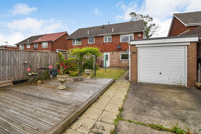 3 Bedroom Property For Sale In Stephen Close, Ulceby, DN39