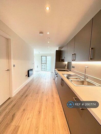 1 Bedroom Flat To Rent In Boulevard Plaza, Birmingham, B5