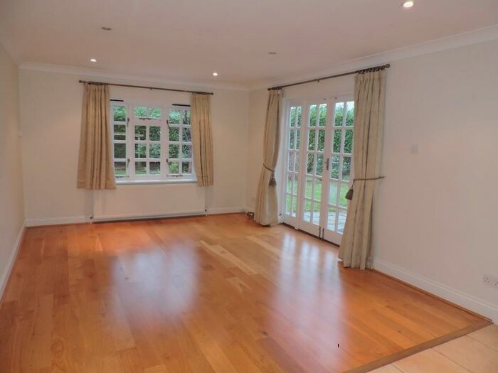 5 Bedroom Detached House To Rent In Pine Walk, Cobham, Surrey, KT11