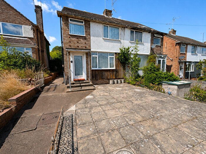 3 Bedroom Semi-Detached House For Sale In Castle Road, Cookley, DY10