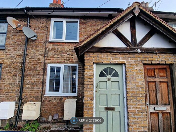 2 Bedroom Terraced House To Rent In Baddow Road, Chelmsford, CM2