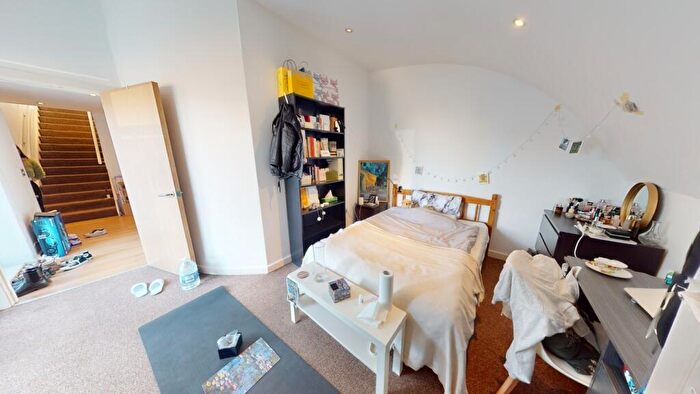 2 Bedroom Flat To Rent In Shakespeare Street, Nottingham, NG1