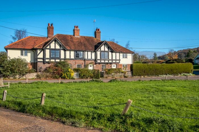 3 Bedroom Terraced House For Sale In Pond Cottages, Compton, Chichester, West Sussex, PO18