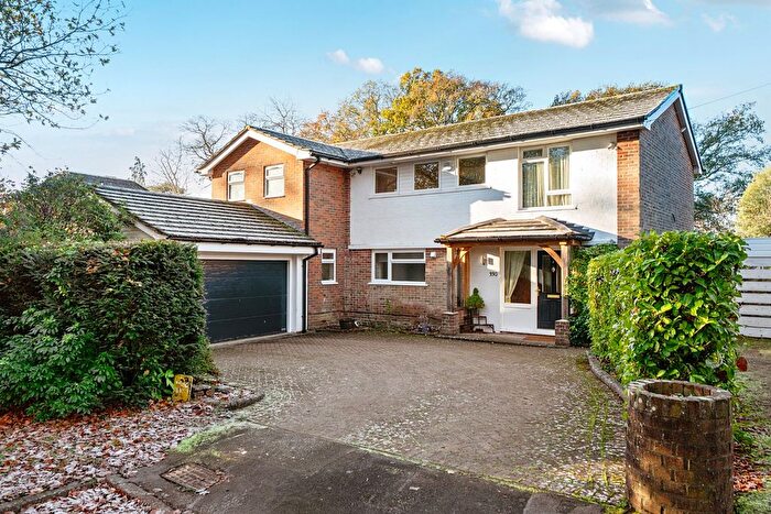 4 Bedroom Detached House For Sale In Hursley Road, Chandler's Ford, Hampshire, SO53