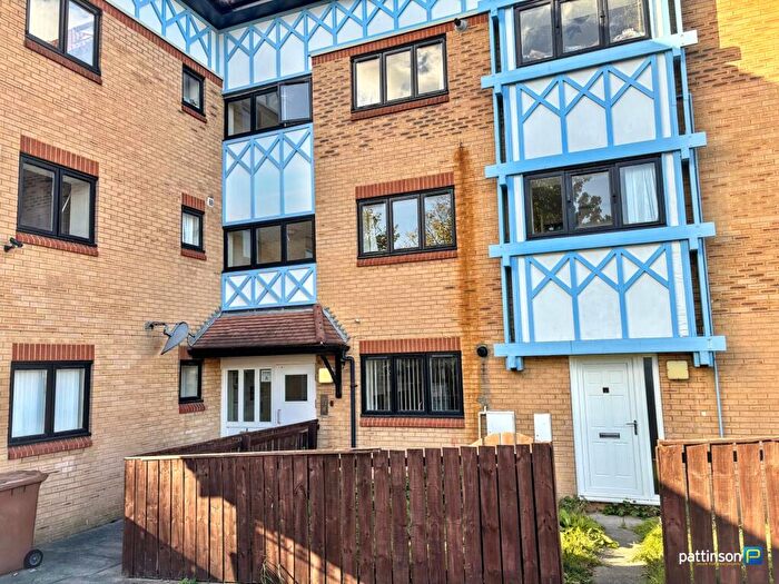 2 Bedroom Maisonette For Sale In Horsley Court, Newcastle Upon Tyne, Tyne And Wear, NE3